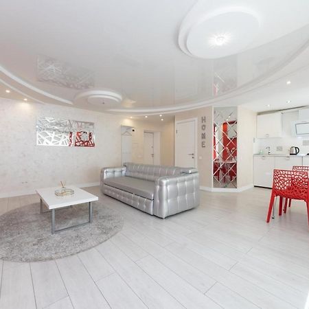 Apartamento Flat24 On Lesi Ukrainki 3 Kiev Exterior foto
